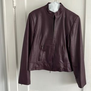 Vintage Y2K 100% Leather Jacket (Size 8 / Medium)